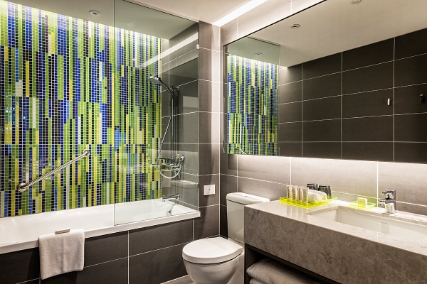 Hotel Capri by Fraser Brisbane